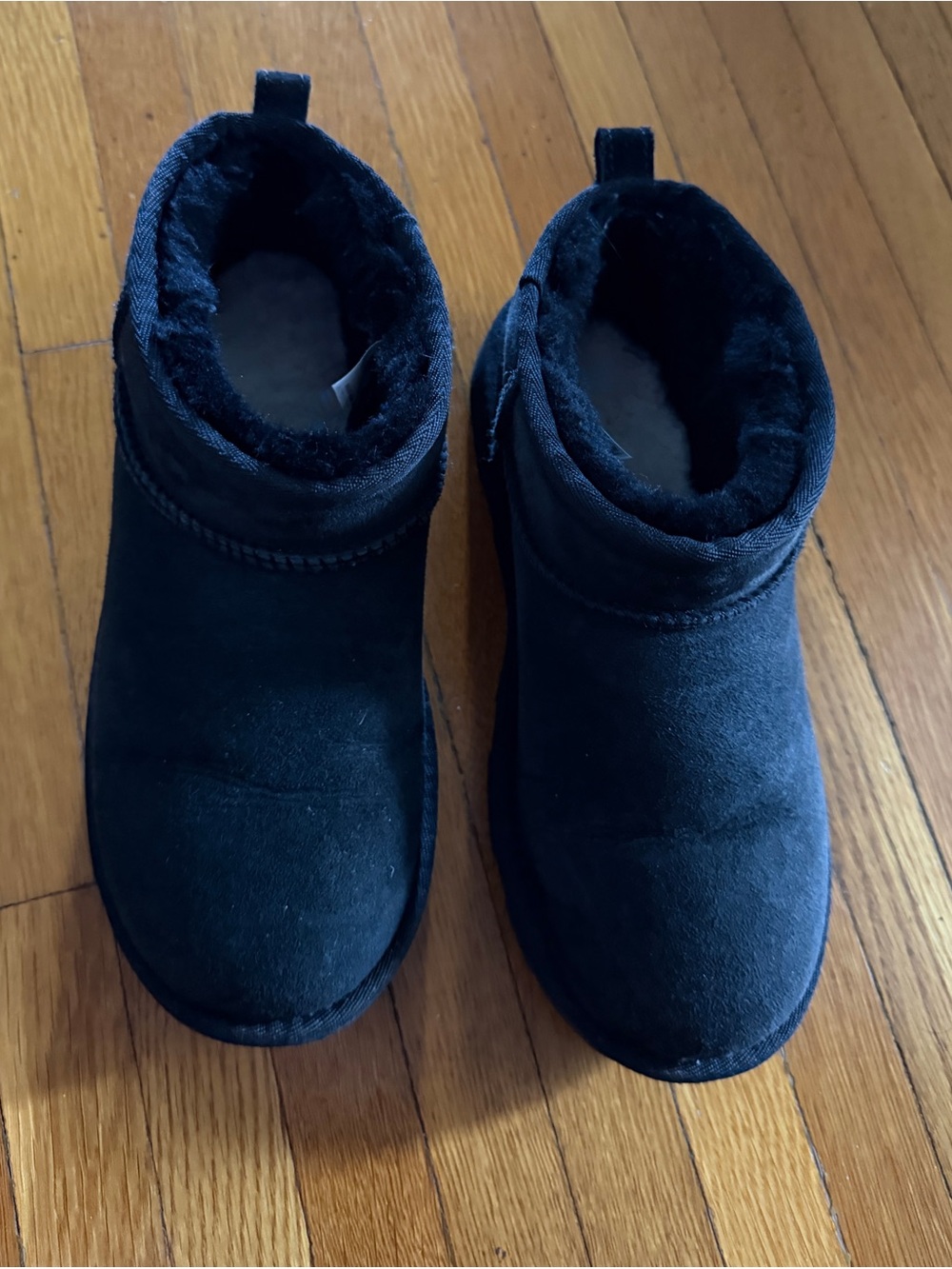 UGG ULTRA MINI CLASSIC BOOT